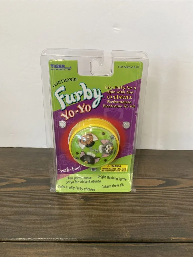 Furby Yo-Yo — details